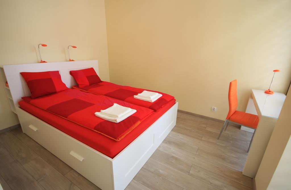 Asha Apartment Krasków Cameră foto